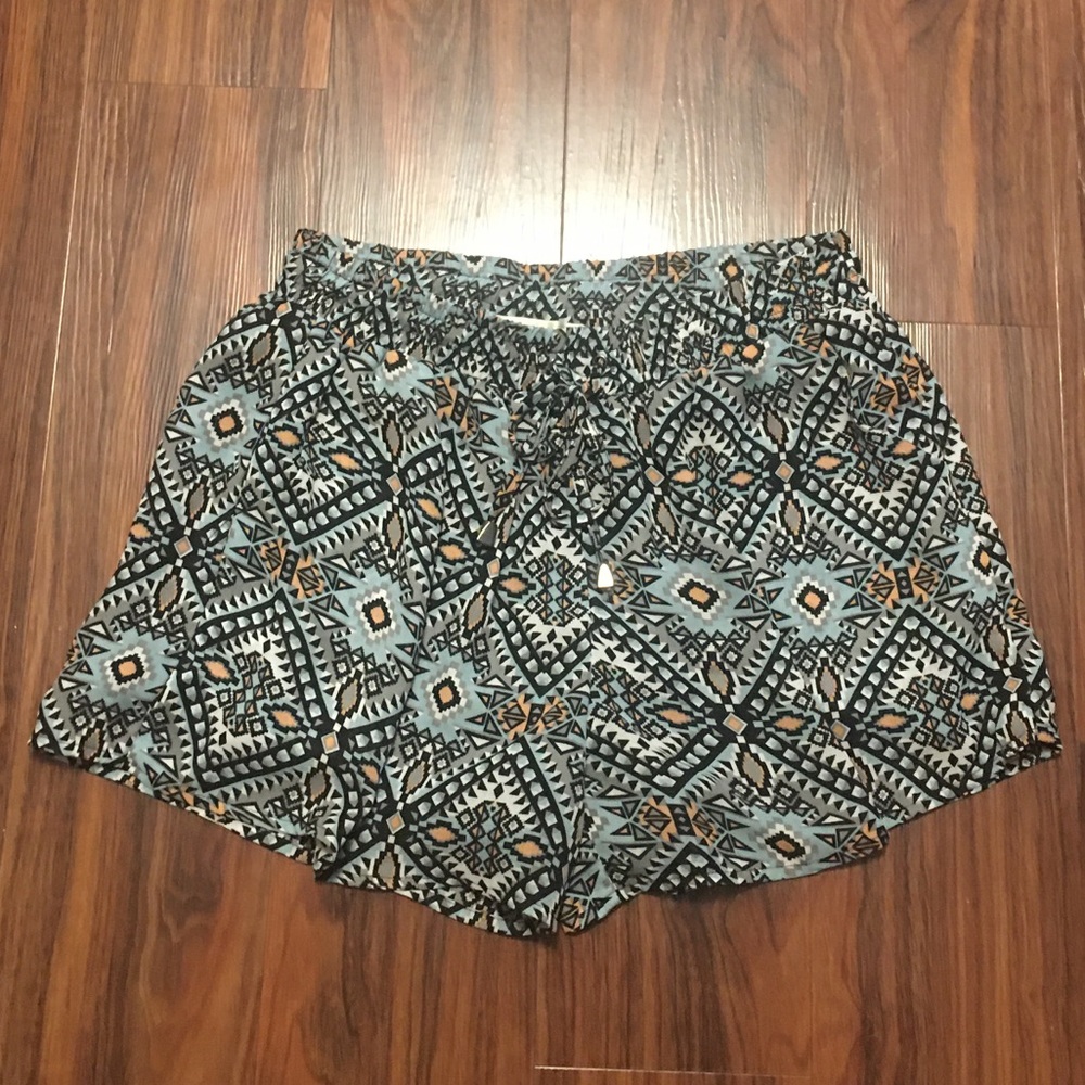Pattern shorts